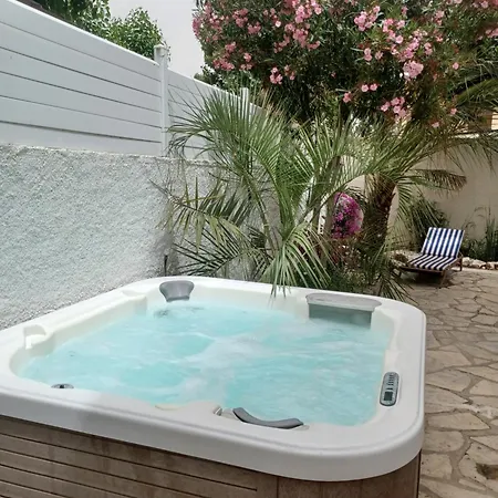 Appartement Avec Jardin Et Spa Valras-Plage Exterior photo