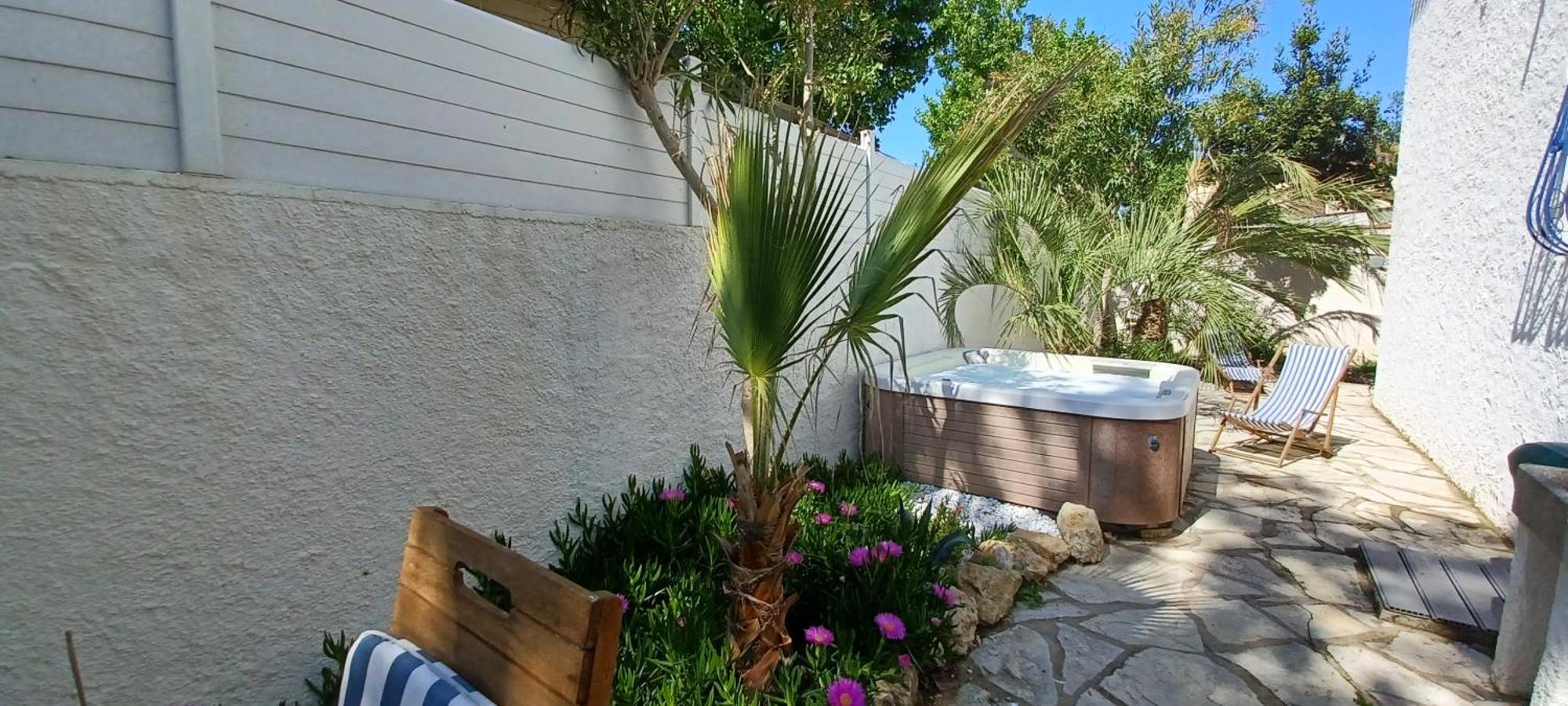 Apartment Avec Jardin Et